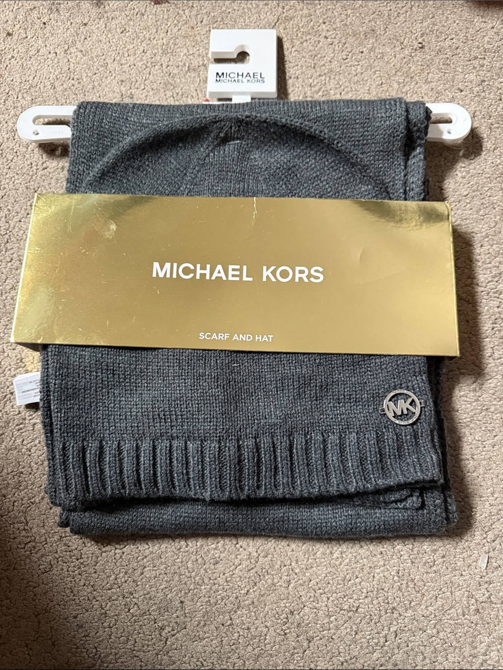 Michael Kors classic scarf hat belly and set nwt